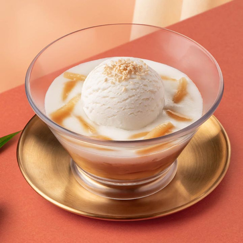 Sweet rice noodles with coconut cream Sweet rice noodles with coconut cream