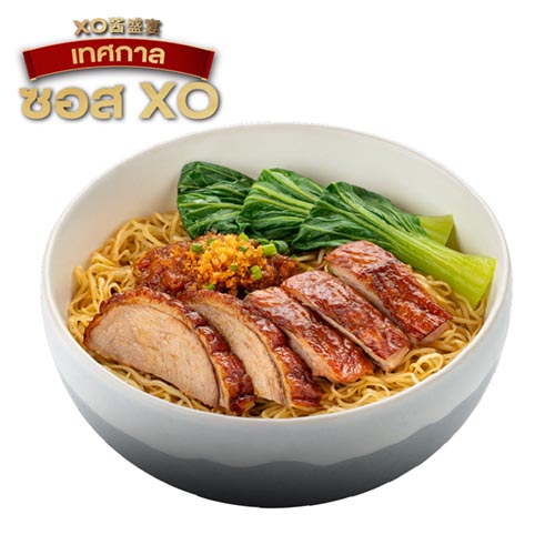 บะหมี่ซอส XO เป็ดย่าง บะหมี่ซอส XO เป็ดย่าง