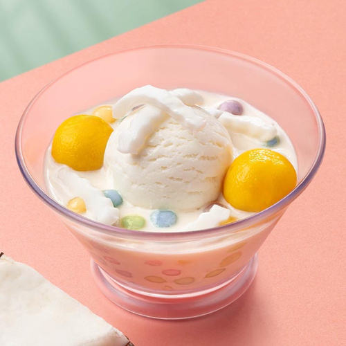 บัวลอยไข่เค็มไอศกรีมกะทิ